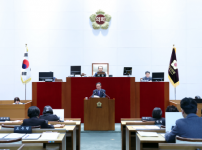  width: 100%; height : 150px