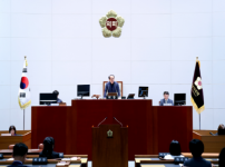  width: 100%; height : 150px